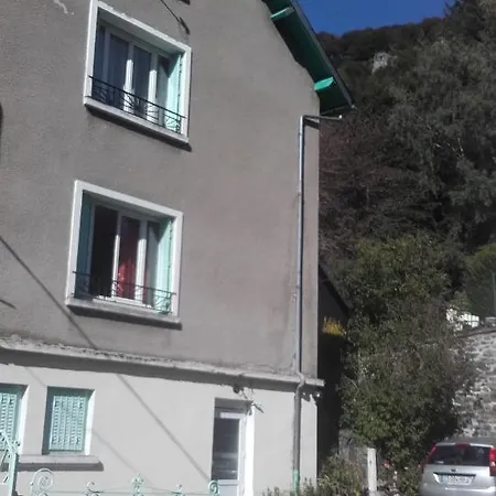 Avec Jardin Les Coquelicots Le Mont-Dore