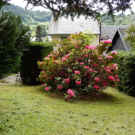 Avec Jardin Les Coquelicots Le Mont-Dore